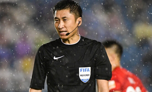 包含亚特兰大发布备战花絮，今晨临场应变，亚冠任务艰巨，控场能力受关注的词条