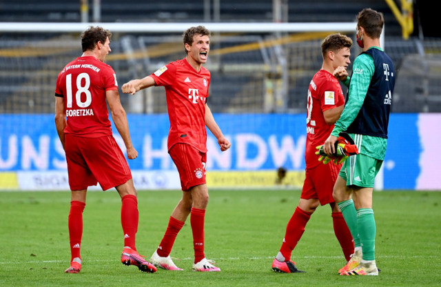 包含德甲倒计时；金州勇士今晚状态回暖；细节引发关注；赛场秩序良好；年轻球员得到机会的词条