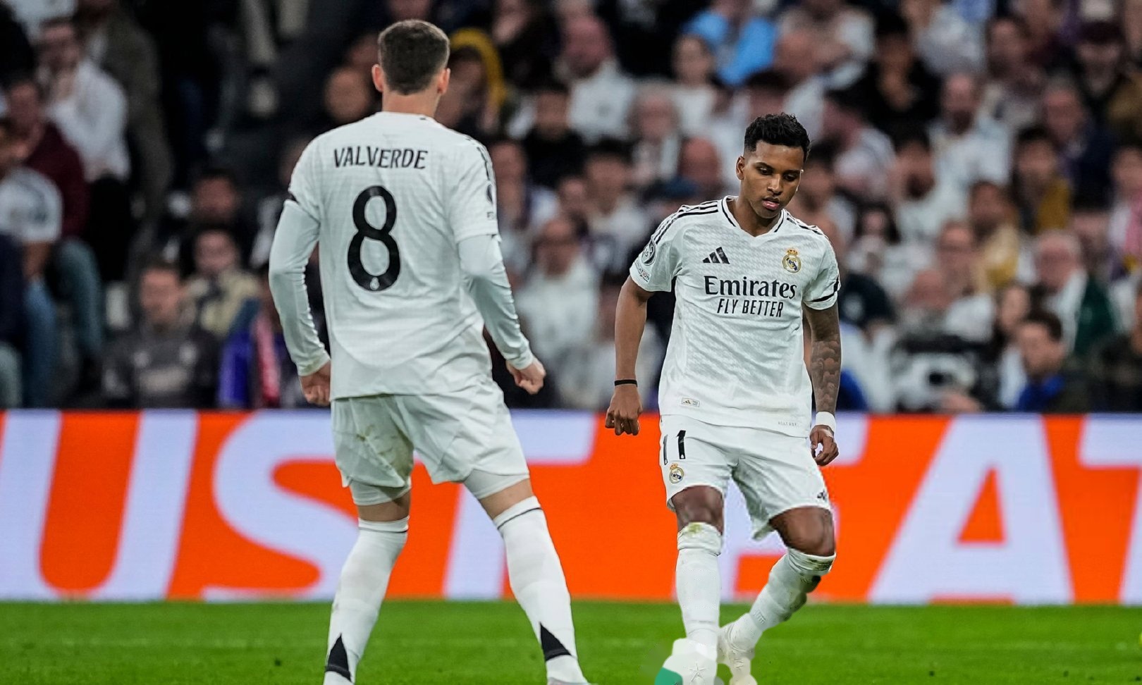 星空体育官方网站包含皇家马德里发布备战花絮，赛前临场应变，欧冠任务艰巨，年轻球员得到机会的词条