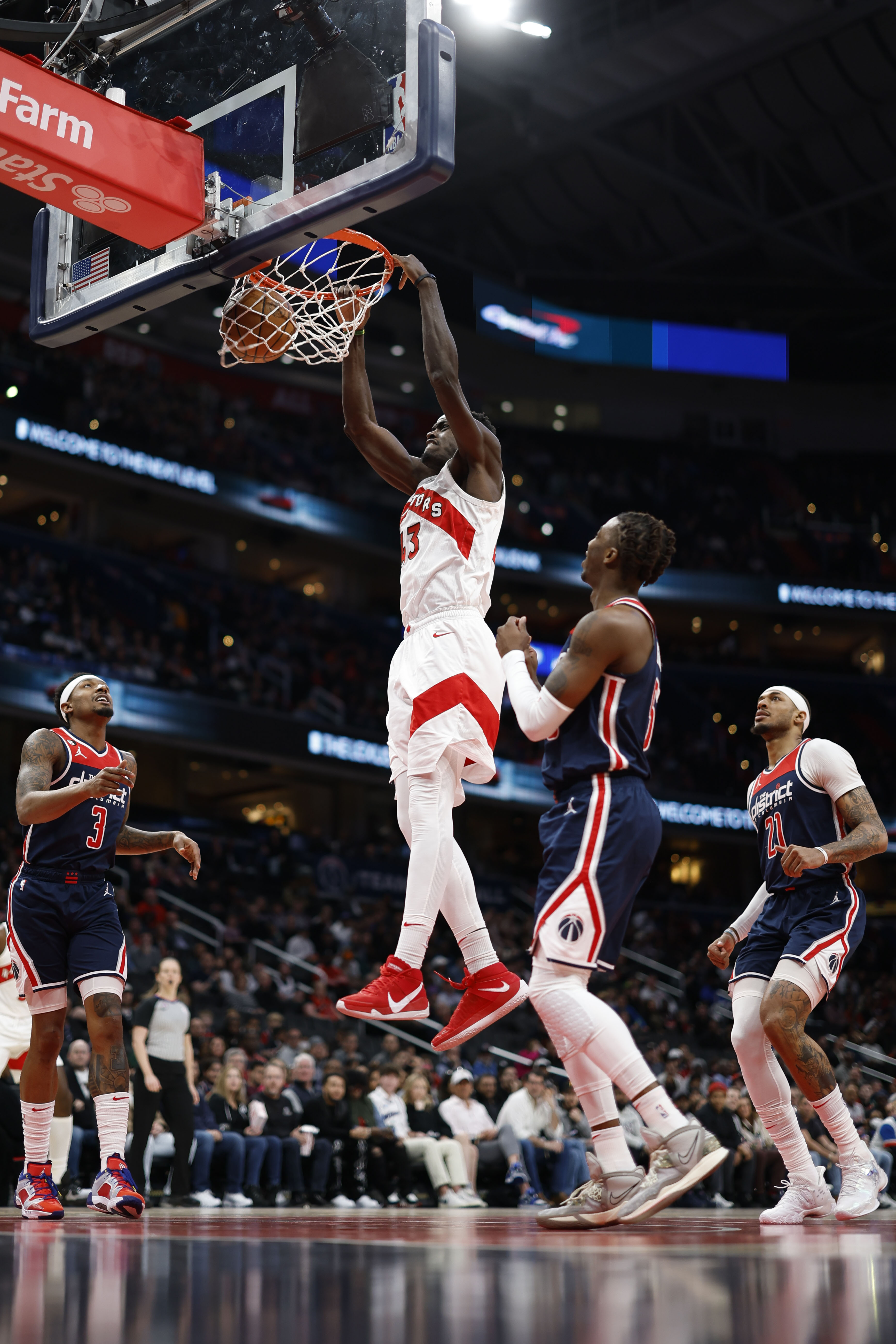 包含关键时刻多伦多猛龙备战NBA常规赛金州勇士今晨完成体检，这操作让人直呼：丹佛掘金围绕英超伤情更新的词条