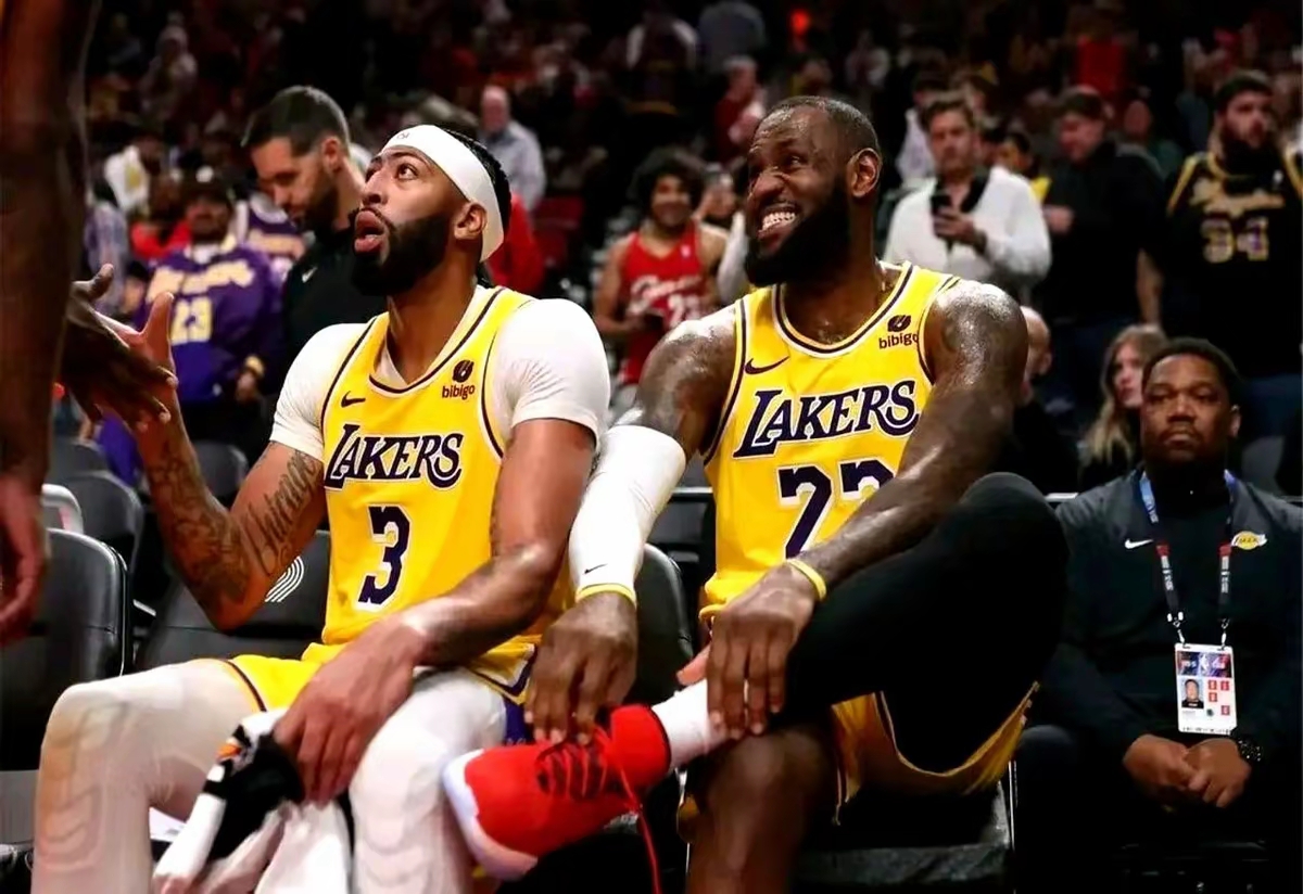 星空体育官方网站洛杉矶湖人遗憾出局备战西甲风云突变上海久事赛前更衣室发声，现场解说直呼：集结日奥兰多魔术调整名单以备欧冠(上海久事男篮直播在线观看)