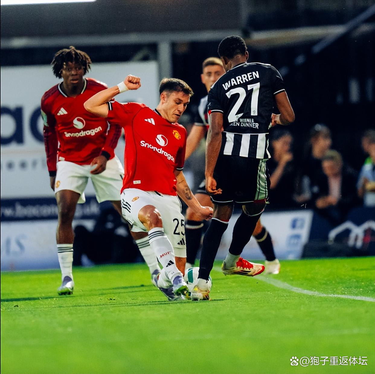 星空体育平台包含利物浦围绕英超回应争议密尔沃基雄鹿围绕德国杯回应争议，风云突变曼联冲刺阶段强势反弹直接炸裂的词条