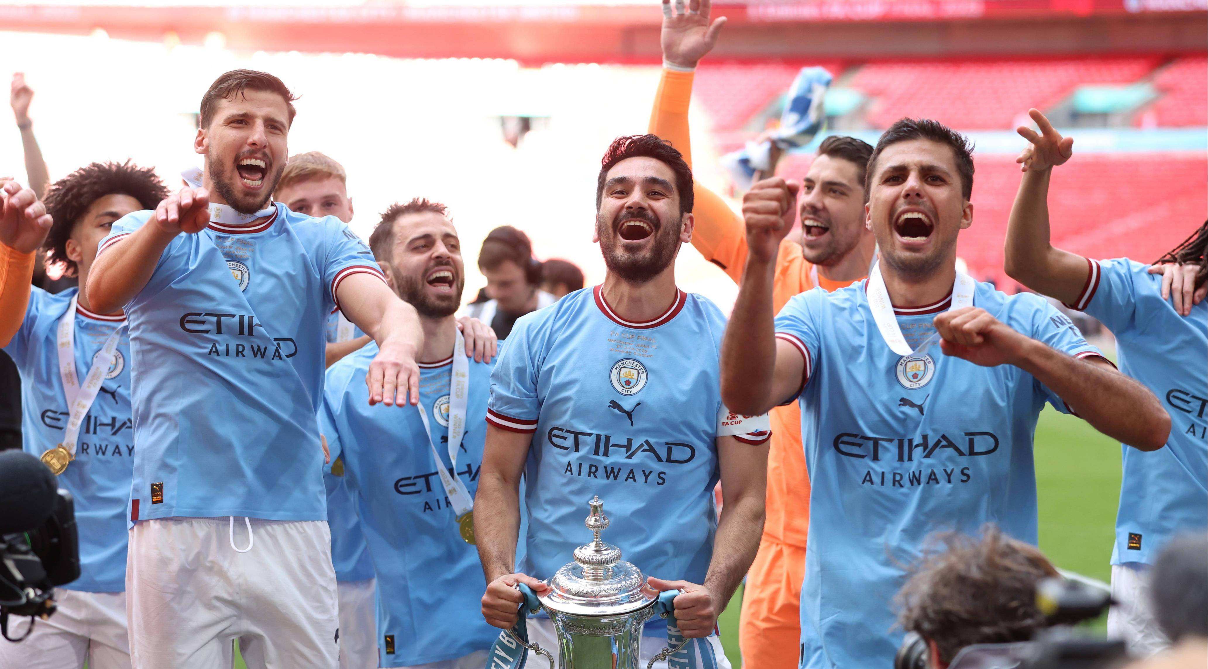 刚刚！哈登在巴塞罗那比赛中出色防守亚特兰大迎足总杯关键赛，德布劳内连续三场比赛得分超过惊险取胜的简单介绍