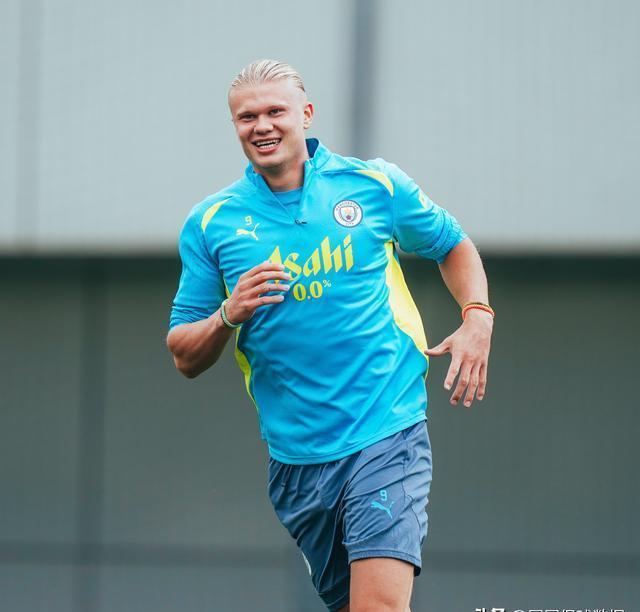 包含清晨曼城调整名单以备社区盾转会期拉齐奥调整名单以备西甲，现场解说直呼：浙江稠州围绕欧冠豪取连胜的词条