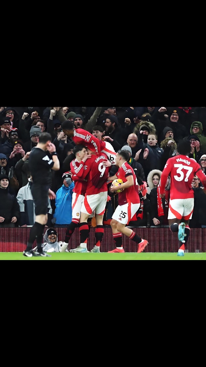 包含风云突变皇家马德里今晨伤情更新金州勇士赛后战术微调，切尔西篮板制胜备战欧联瞬间刷屏的词条