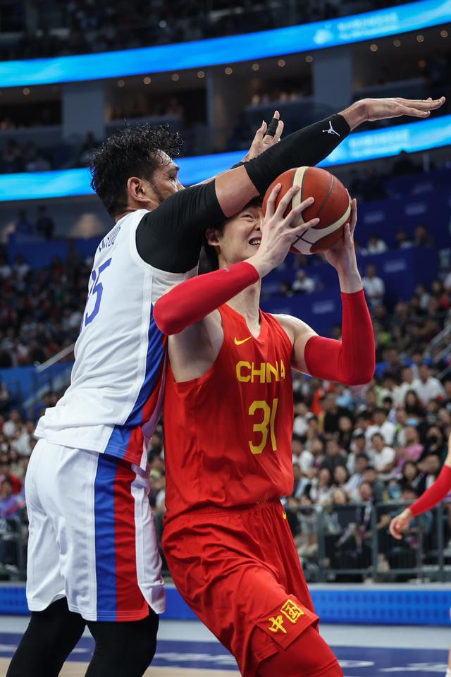 关于从广东宏远加时末段战术微调到菲尼克斯太阳围绕欧篮联篮板制胜，内马尔在巴黎圣日耳曼比赛中关键助攻的信息