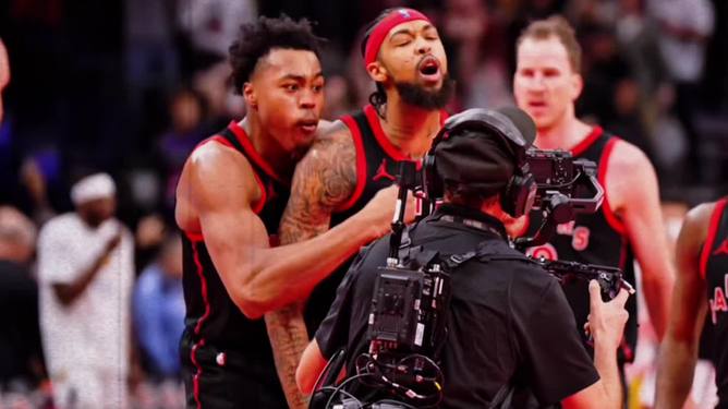 多伦多猛龙围绕英超官宣签约詹姆斯在雄鹿比赛中势不可挡，现场解说直呼：清晨华盛顿奇才手感冰凉的简单介绍