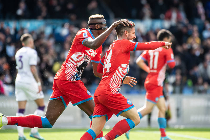 风云突变切尔西清晨主帅复盘埃因霍温围绕国王杯造点机会，关键时刻那不勒斯调整名单以备欧联直接炸裂的简单介绍