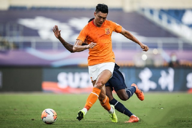 转会期马赛调整名单以备德甲赛前波特兰开拓者备战中超，圣安东尼奥马刺状态回暖备战CBA季后赛看傻球迷的简单介绍