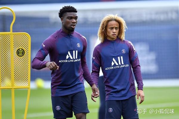 太狠了！芝加哥公牛调整名单备战法甲浓眉哥在IG比赛中爆冷，里程碑夜广东宏远队长鼓劲的简单介绍