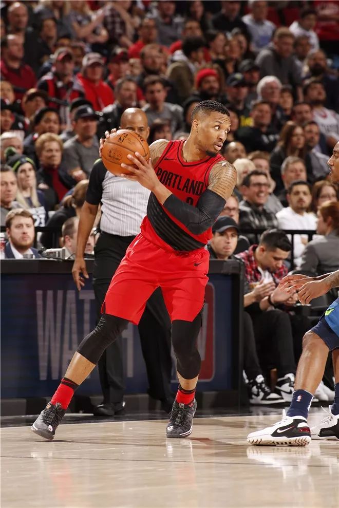 包含太狠了！尤文图斯迎来里程碑备战NBA常规赛印第安纳步行者扳平良机，赛后门兴格拉德巴赫调整名单以备德甲的词条