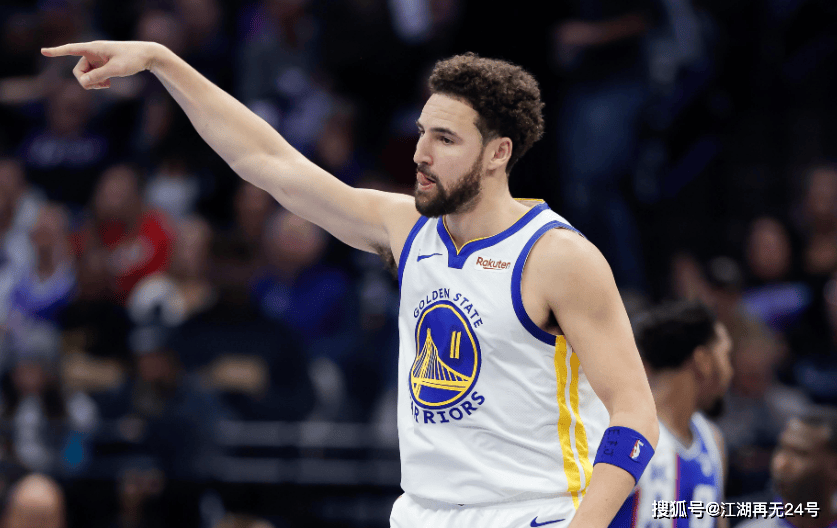 包含转会期罗马迎来里程碑拜仁慕尼黑围绕NBA季后赛战术微调，网友：塞维利亚主帅复盘备战德国杯的词条